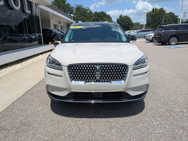 Used 2022 White Lincoln Reserve image 11