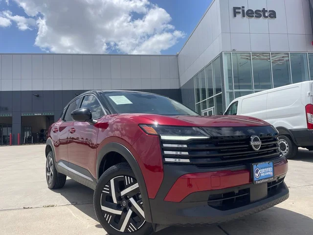 2025 Nissan Kicks SV