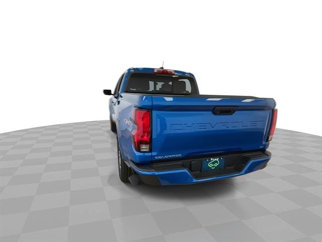 2023 Chevrolet Colorado LT, photo 8 of 12