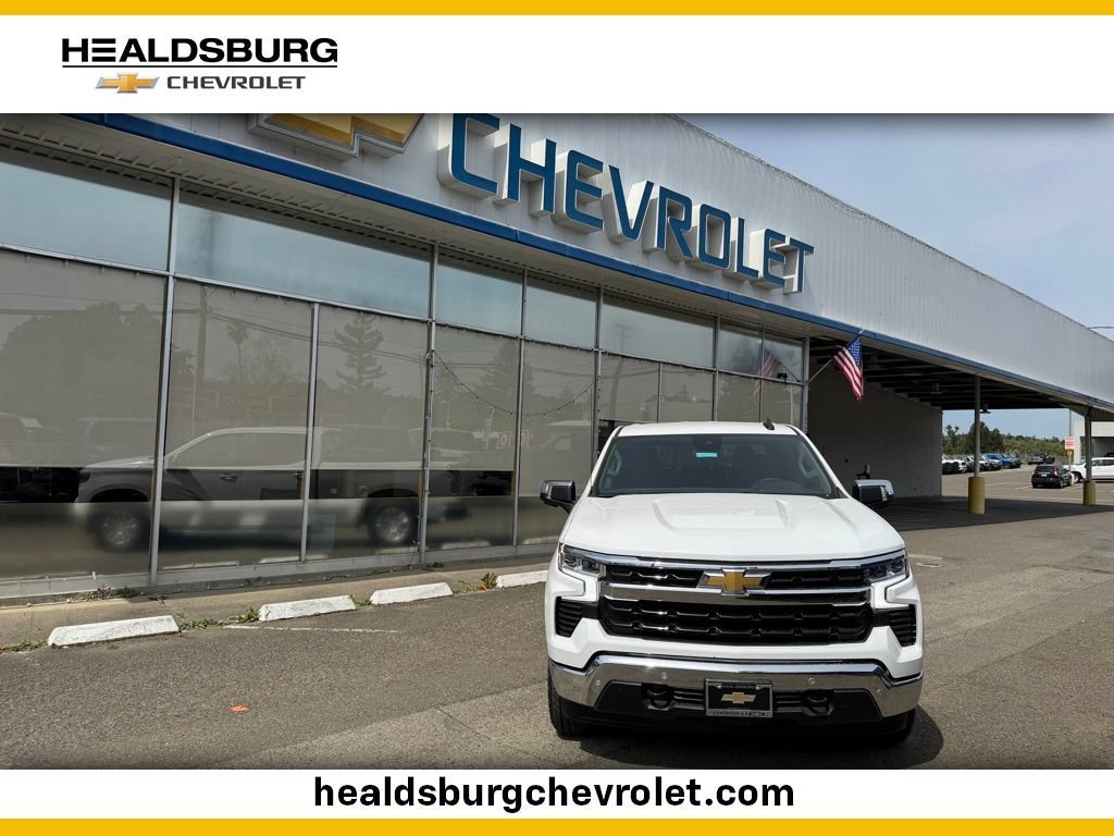 New 2026 Summit White Chevrolet LT image 9