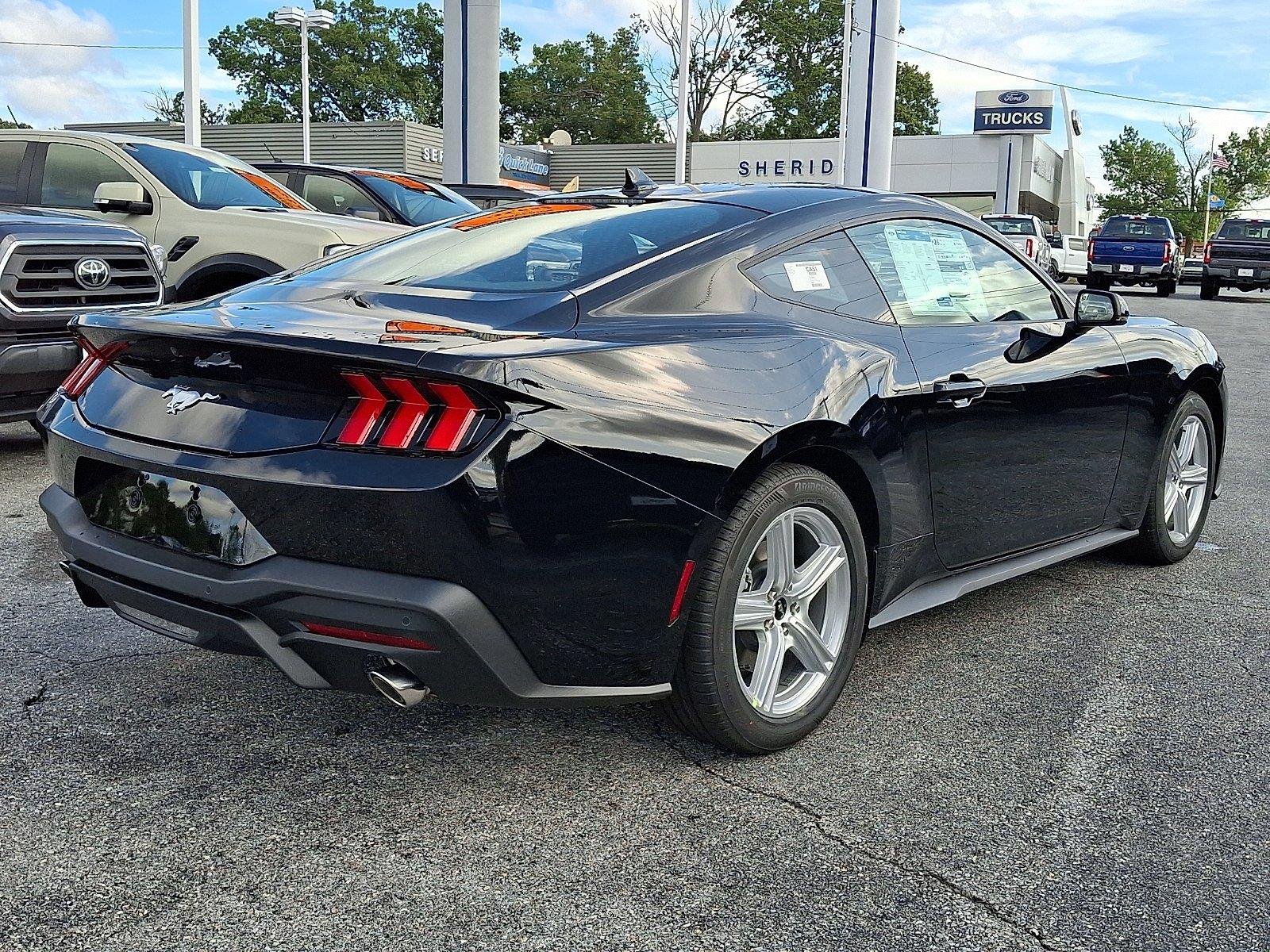 New 2026 Shadow Black Ford EcoBoost® Premium Fastback image 4