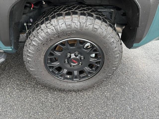 Certified Used 2025 EVEREST Toyota  image 39