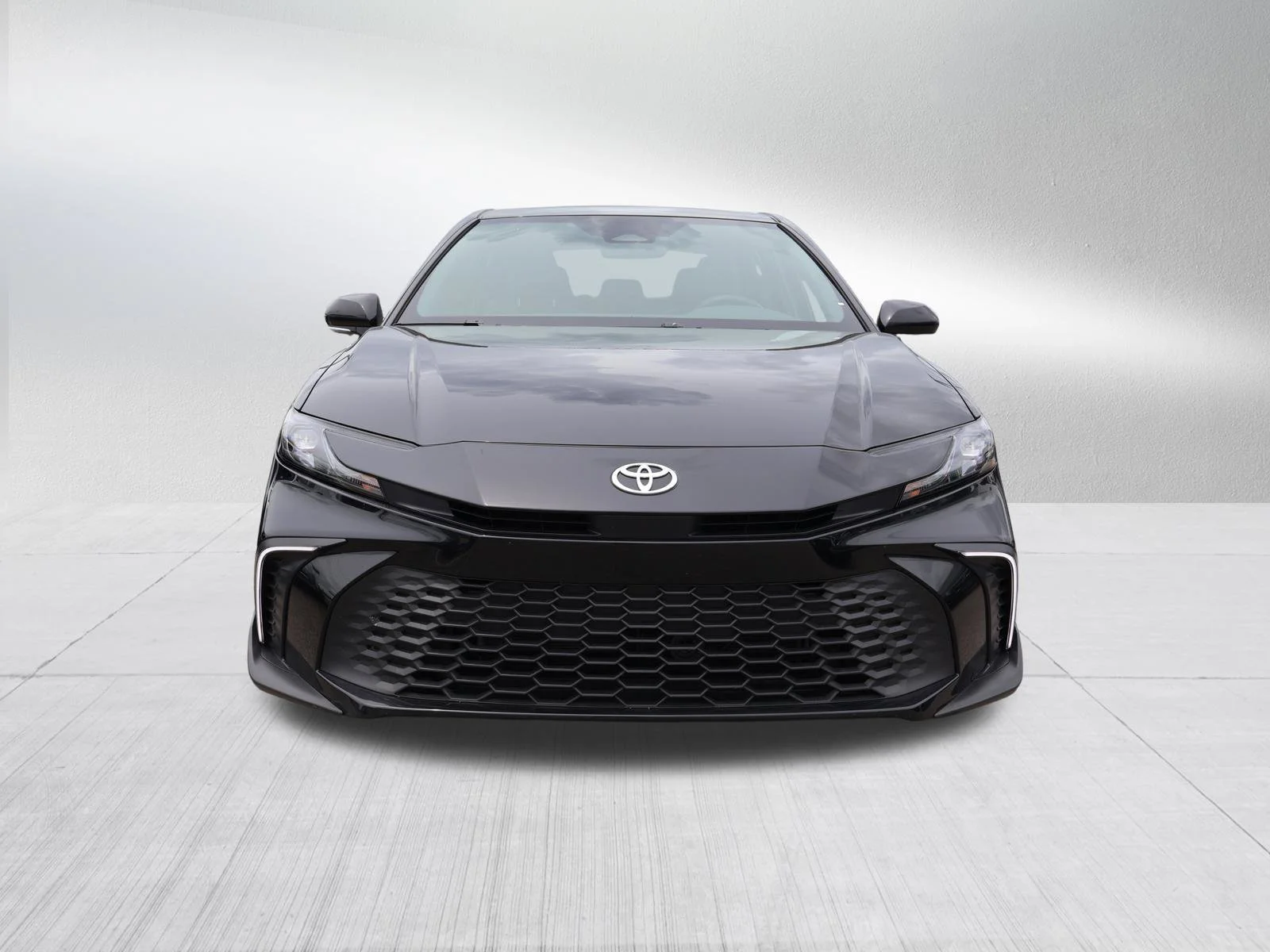 Used 2025 Toyota Camry SE with VIN 4T1DAACK0SU641898 for sale in Kansas City
