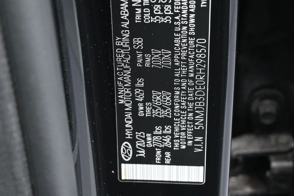 Used 2025 Cypress Gray Chevrolet RST image 16