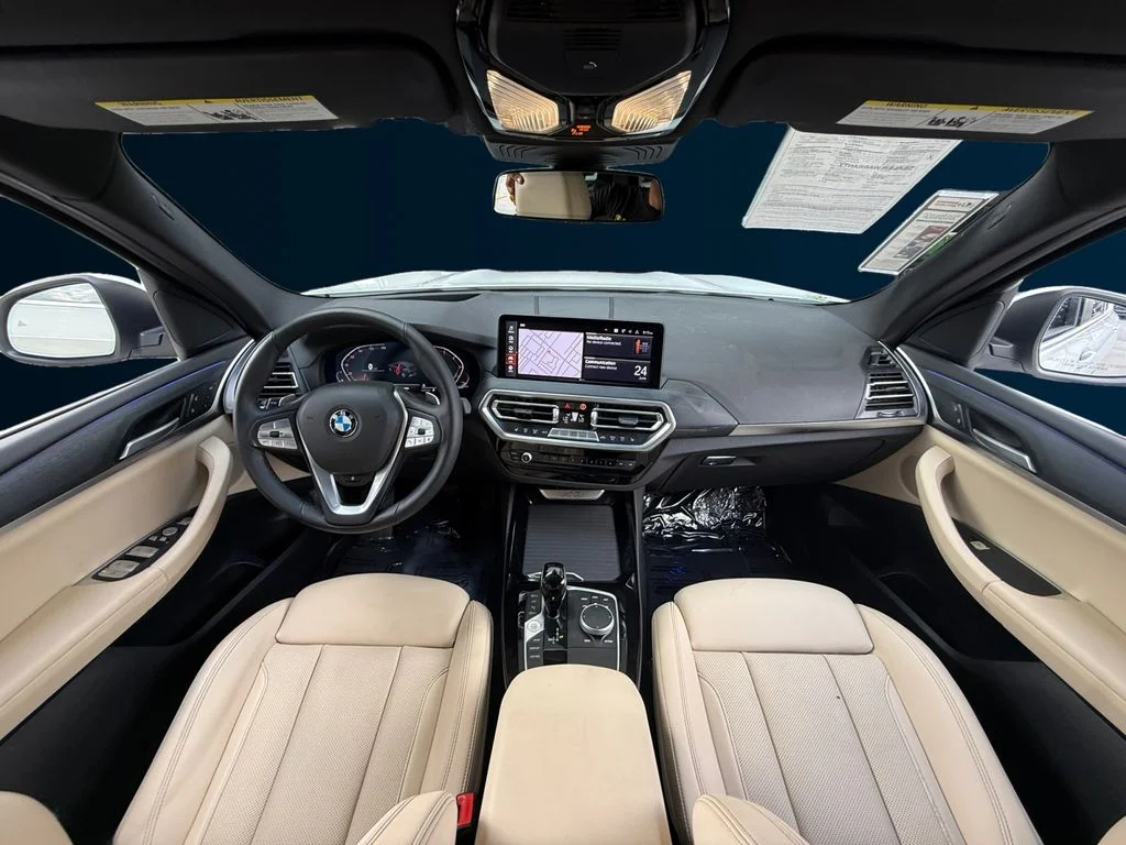Used 2024 White BMW sDrive30i image 12