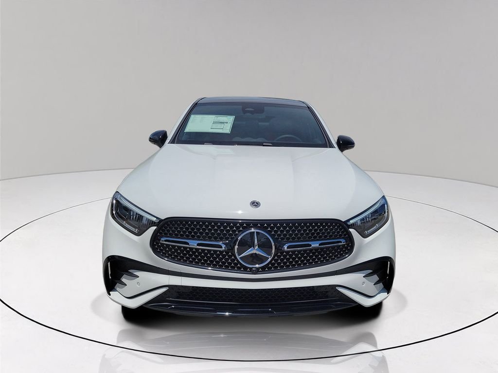 New 2027 Polar White Mercedes-Benz GLC 300 image 2