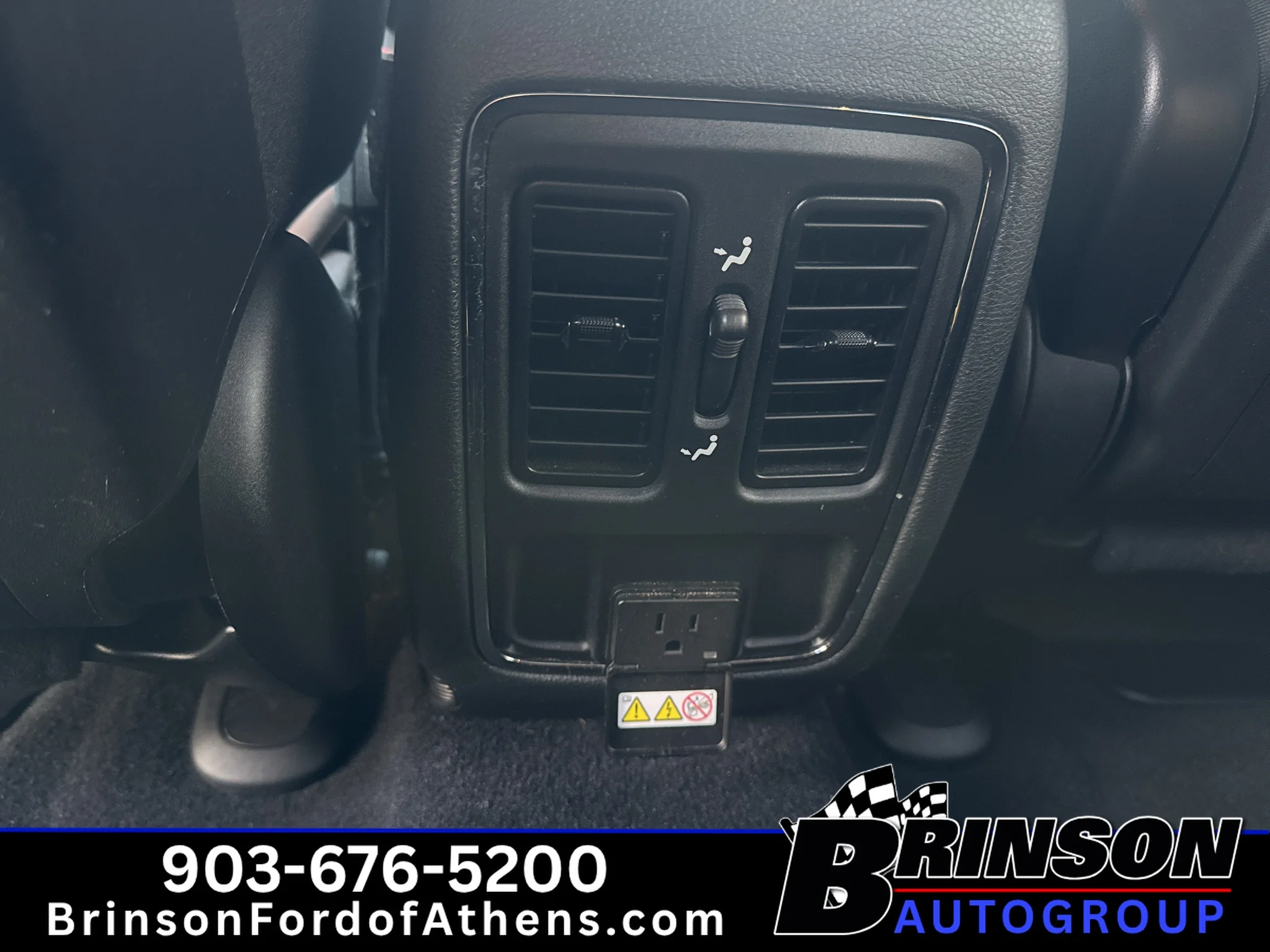 Certified Used 2019 Velvet Red Pearlcoat Jeep Altitude image 13