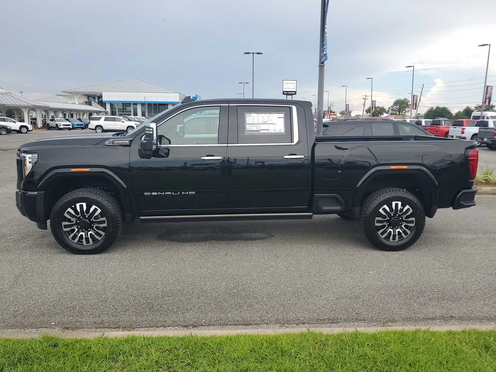 New 2026 Onyx Black GMC Denali Ultimate image 2