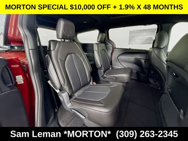 New 2026 Red Hot Pearl-Coat Exterior Paint Chrysler Select image 28