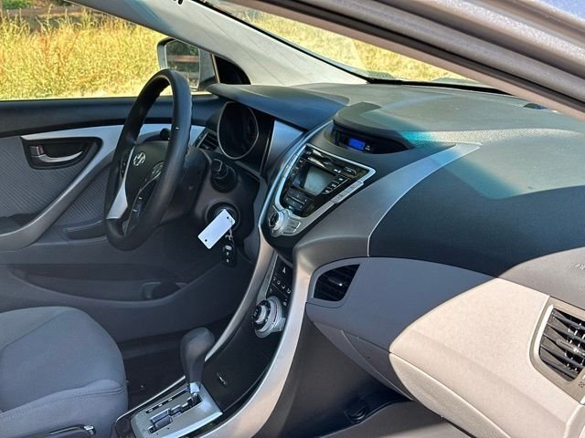 Used 2012 Titanium Gray Metallic Hyundai GLS image 23
