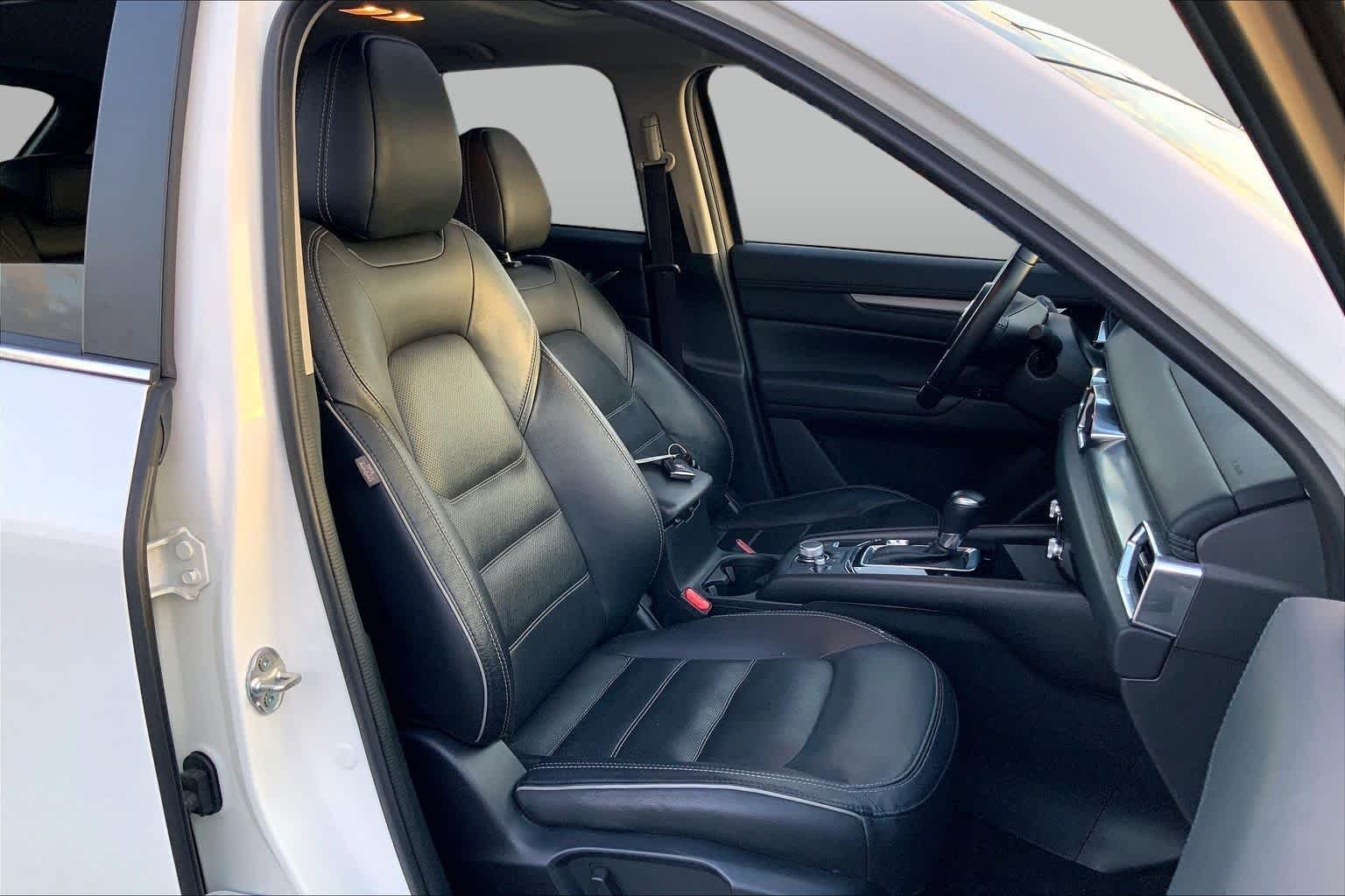 Used 2025 Rhodium White Metallic Mazda 2.5 S Preferred Package image 9