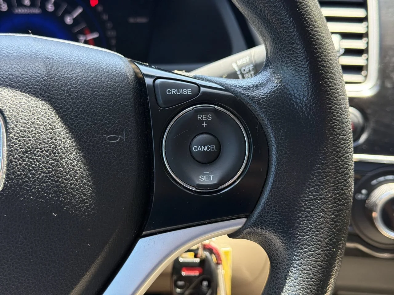 Used 2013 Red Honda LX image 32