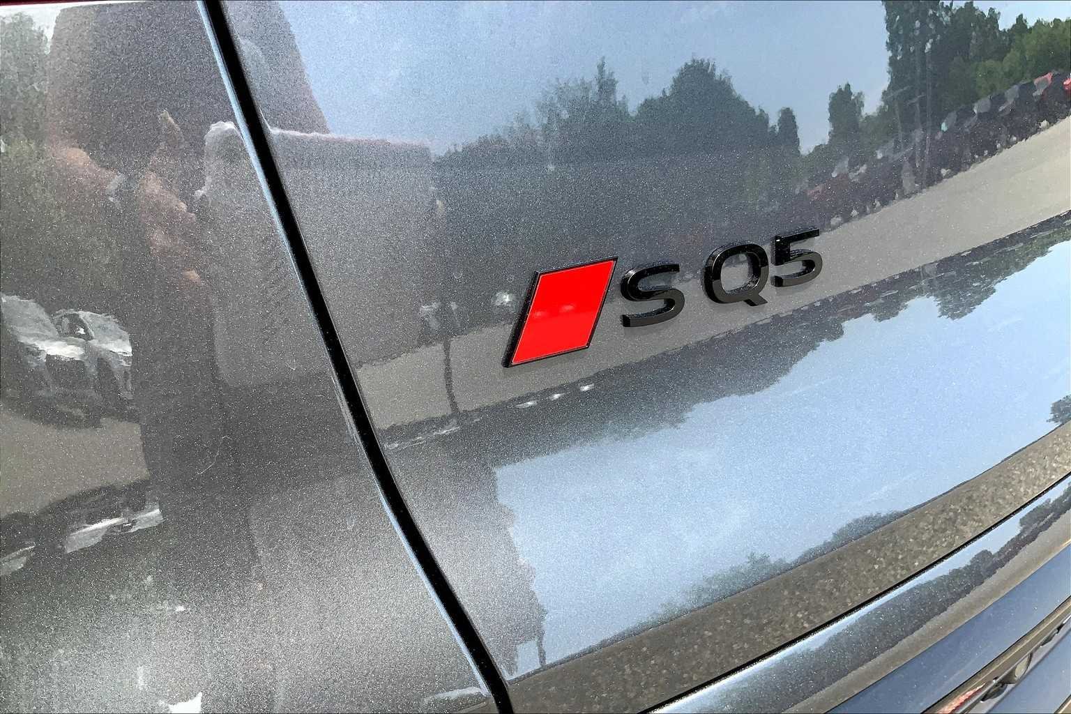 Used 2025 Daytona Gray Pearl Effect Audi Premium Plus image 15