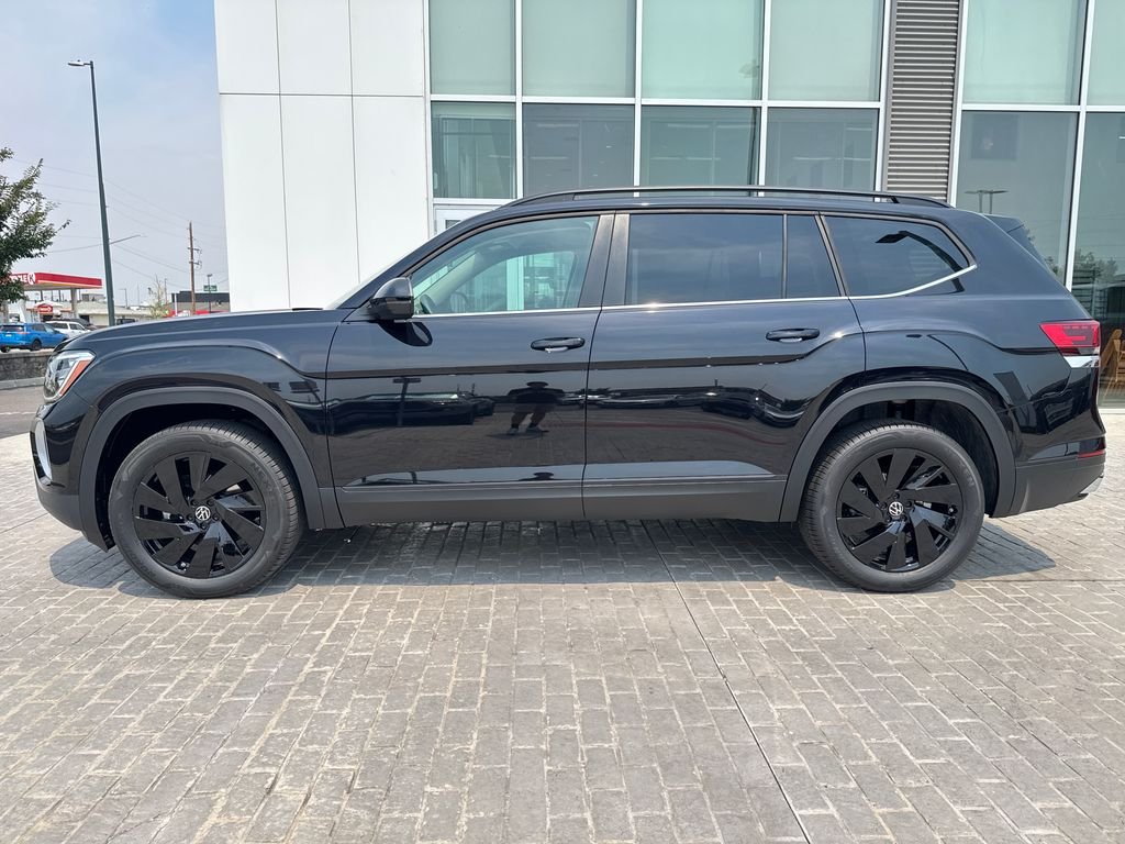 New 2026 Deep Black Pearl Volkswagen 2.0T SE w/Technology image 2