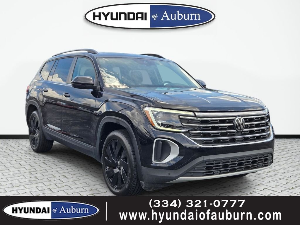 Used 2024 Black Volkswagen 2.0T SE w/Technology image 1