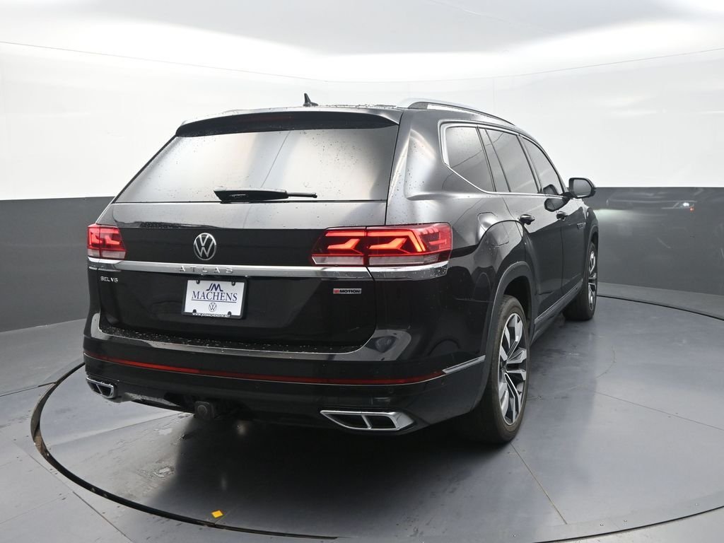 Used 2022 Black Volkswagen 3.6L V6 SEL Premium R-Line image 11