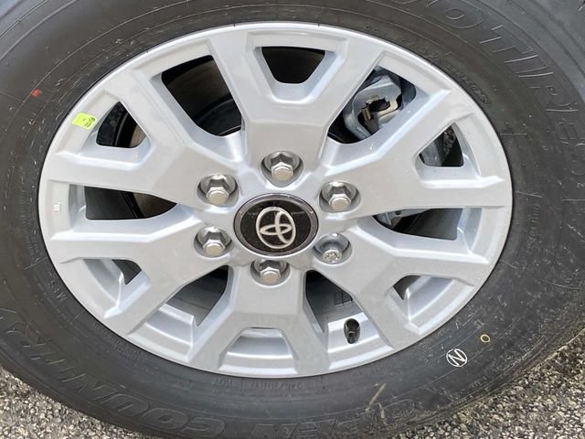 New 2026 Underground Toyota SR5 image 6