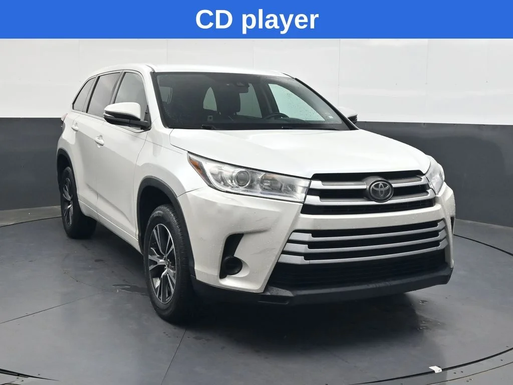 Used 2018 Blizzard Pearl Toyota LE image 2