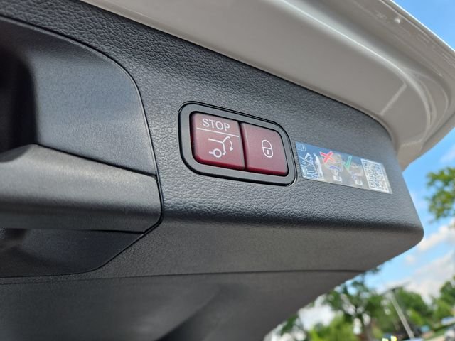 New 2026 Polar White Mercedes-Benz GLS450 image 35