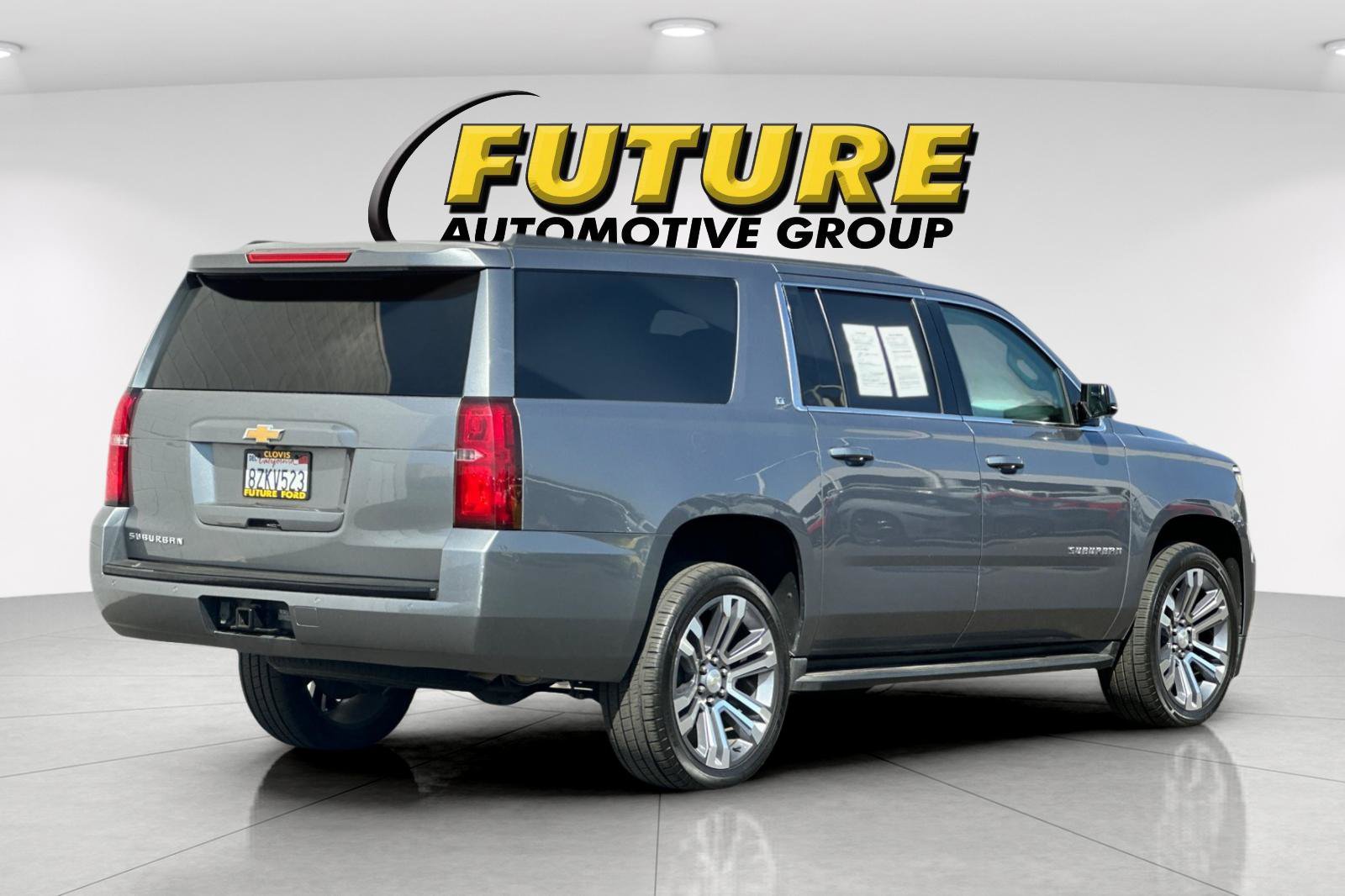 Used 2019 Gray Chevrolet LT image 3