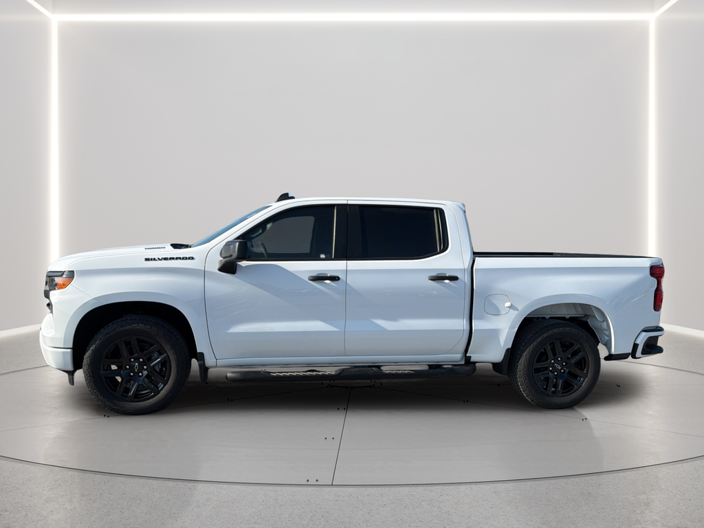 Used 2024 Summit White Chevrolet Custom image 13