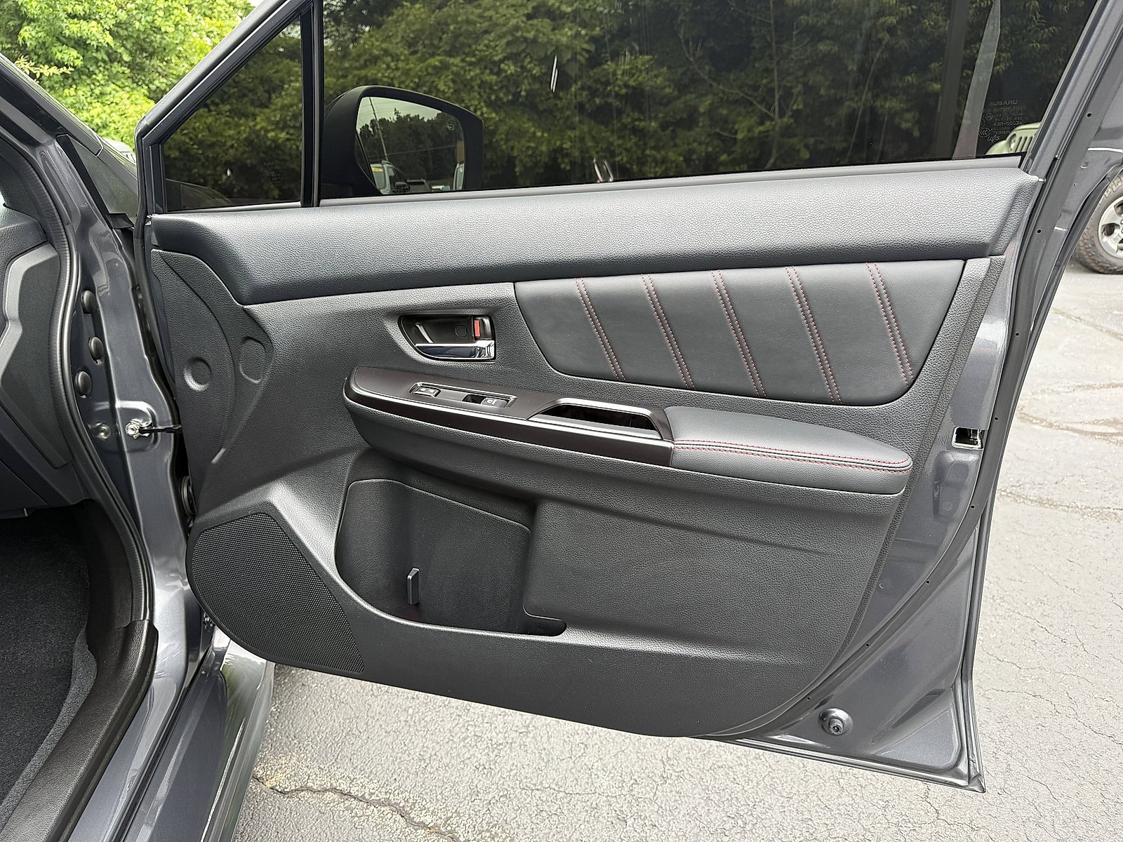 Used 2021 Magnetite Gray Metallic Subaru Premium image 15