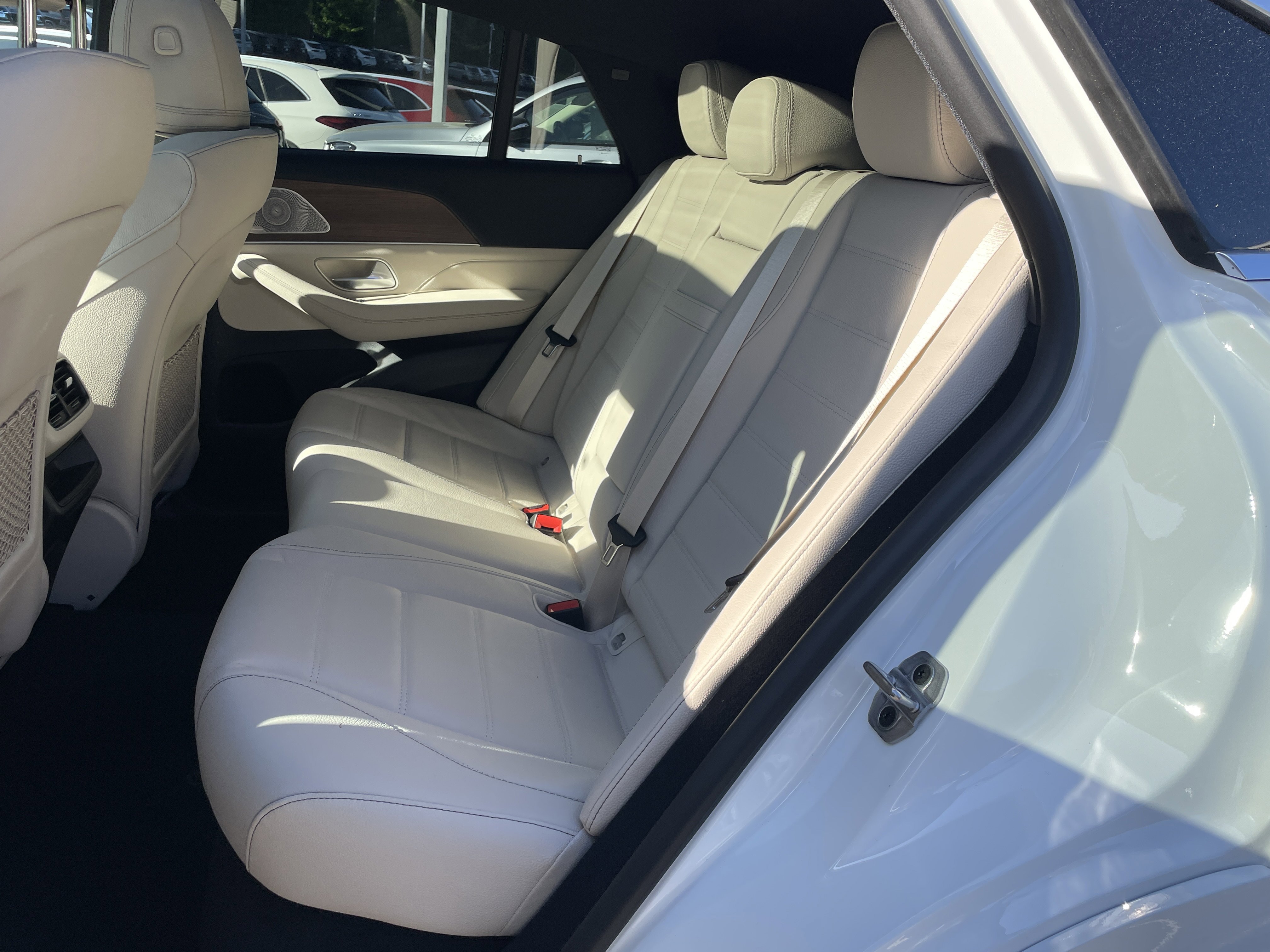 New 2026 Polar White Mercedes-Benz GLE 450 4MATIC® Coupe image 36