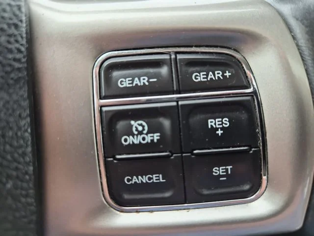 Used 2015 Crystal Metallic Ram Laramie image 20