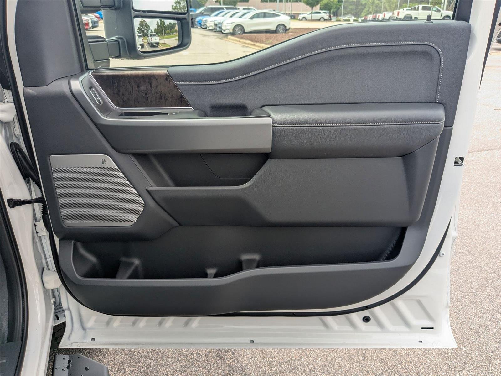 2025 Ford F-350 Super Duty Lariat - Photo 35