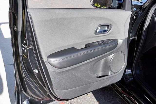 Used 2021  Honda Sport image 20