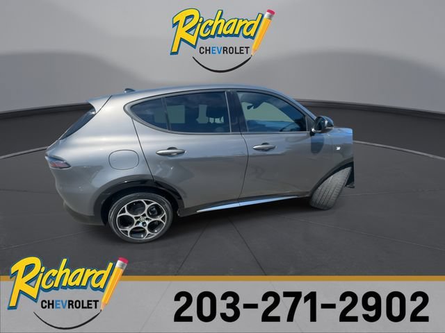 Used 2024 Gray Alfa Romeo Ti EAWD image 8
