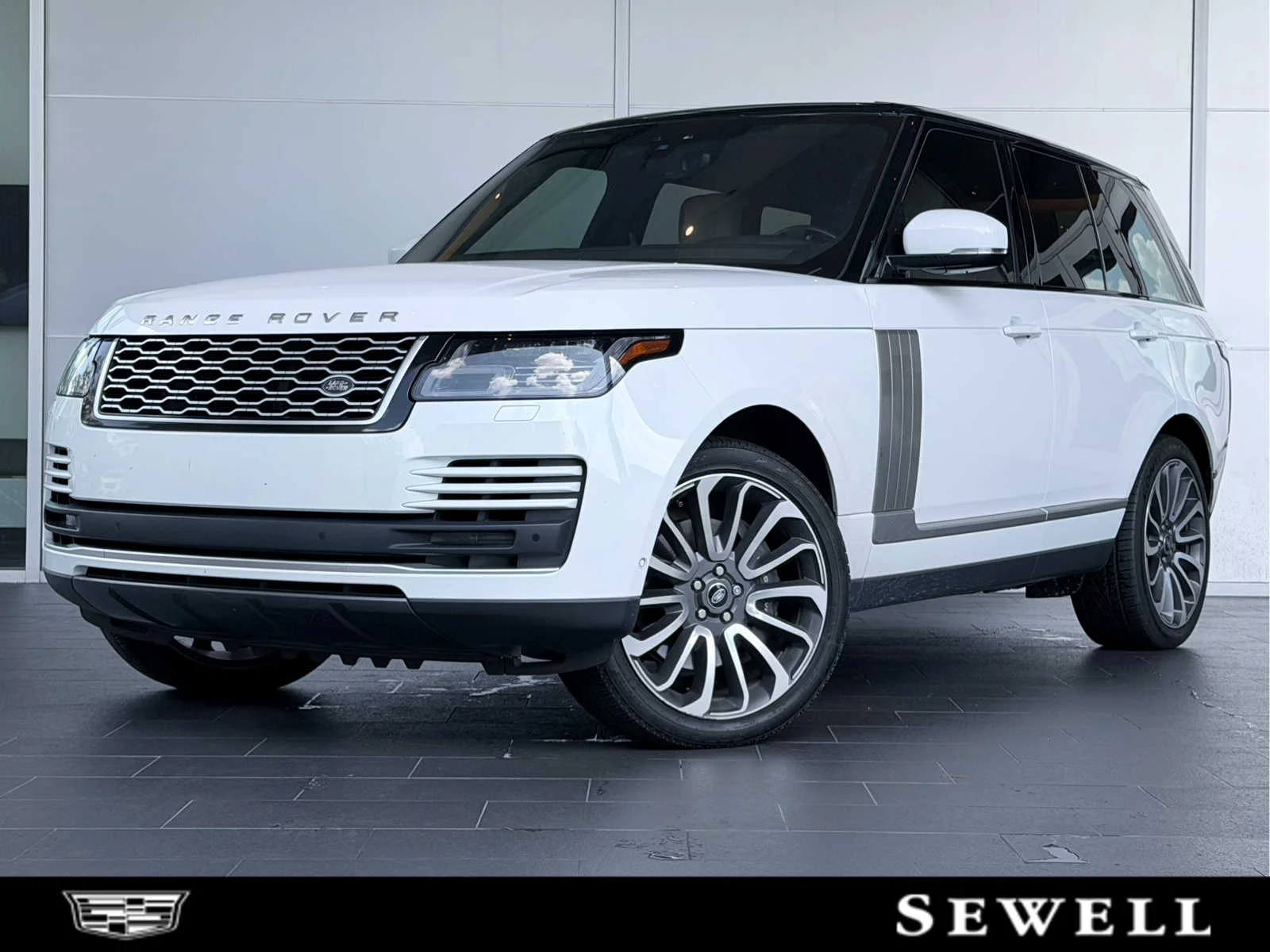 Used 2021  Land Rover Westminster image 1