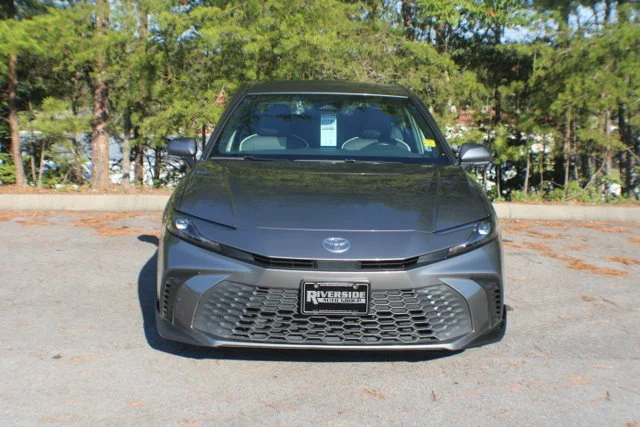 Used 2025 Underground Toyota SE image 17