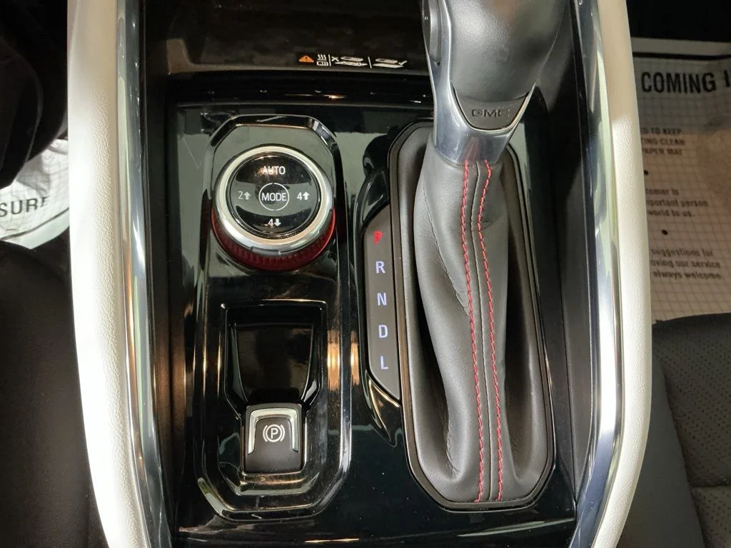 Used 2025 Red GMC AT4 image 19