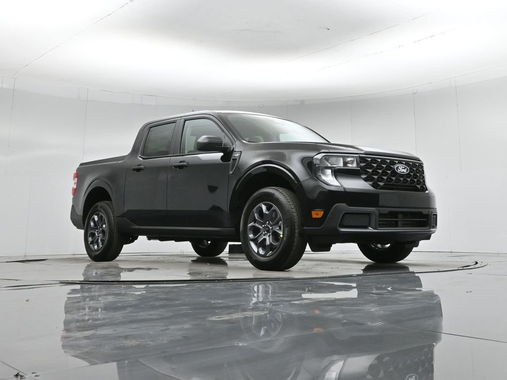 New 2026 Shadow Black Ford XLT image 44