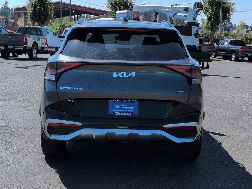 Certified Used 2023 Gravity Gray Kia SX image 4