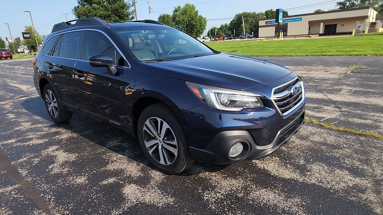 Used 2018 Subaru Outback Limited with VIN 4S4BSANC5J3224422 for sale in Elkhart, IN