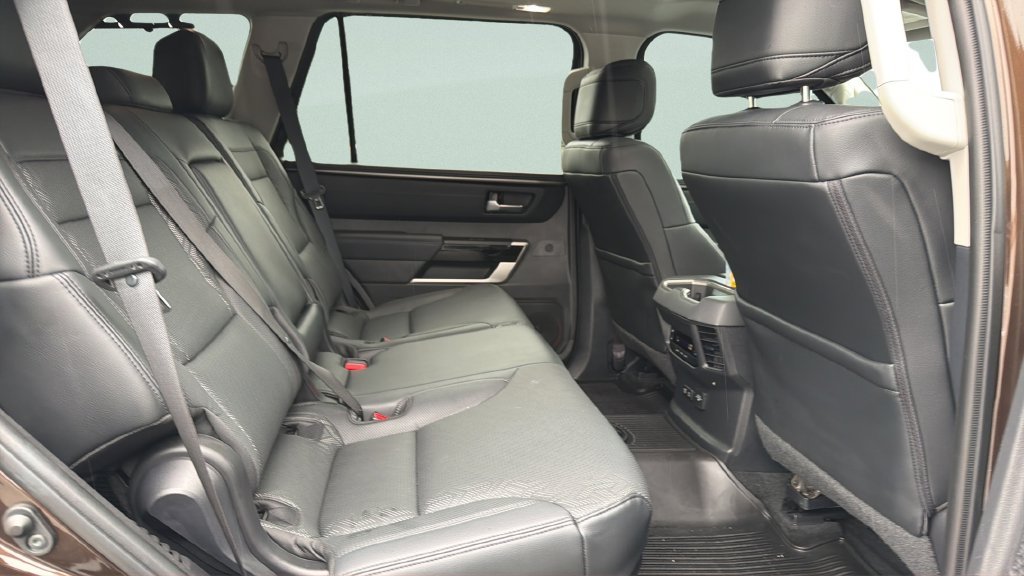 Used 2024  Toyota Limited image 33