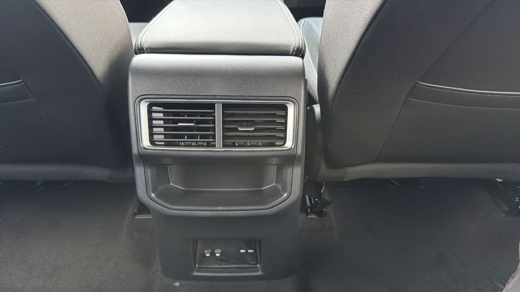 New 2026 Pure Gray Volkswagen 2.0T SE w/Technology image 24