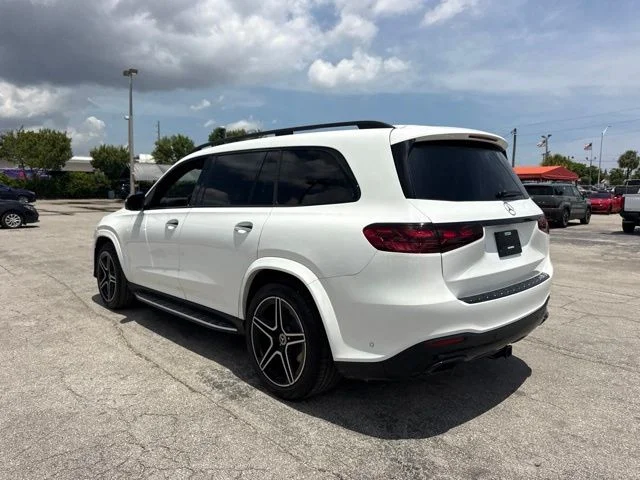 Used 2024  Mercedes-Benz GLS 450 image 5