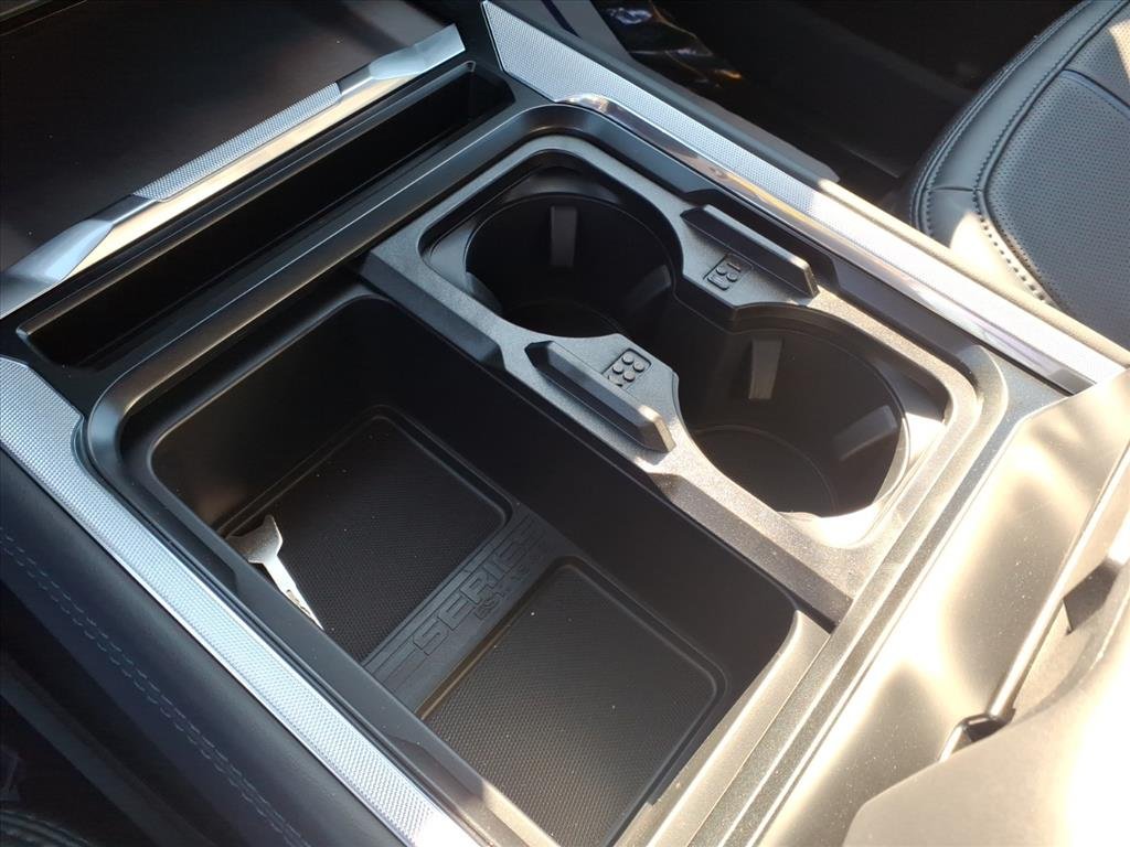 2026 Ford F-250 Super Duty Platinum - Photo 19