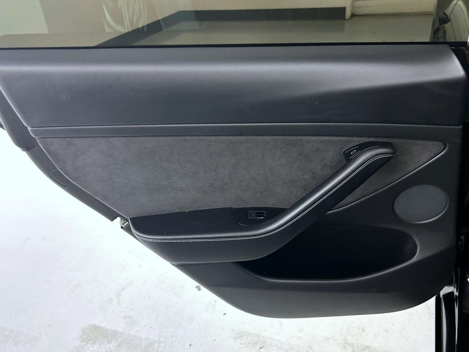 Used 2021 Black Tesla Standard Range Plus image 20