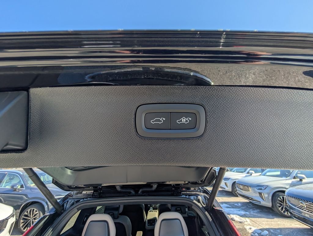 New 2026 Black Volvo T8 Ultra image 8