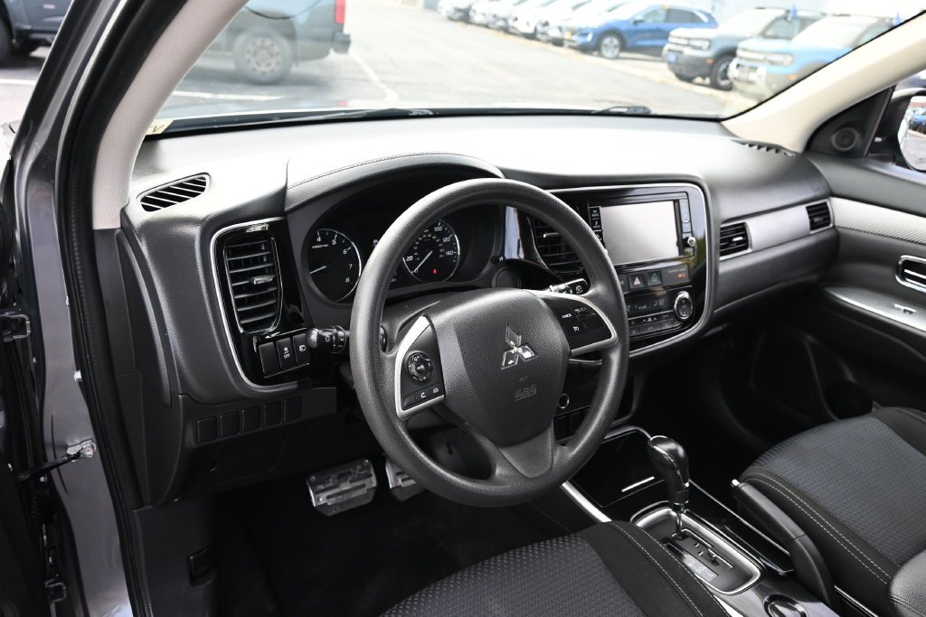 Certified Used 2018 Silver Mitsubishi ES image 17
