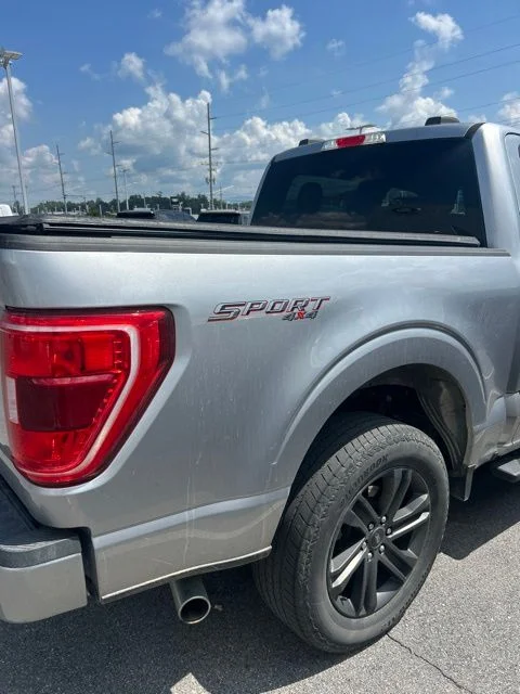 Used 2021 Silver Ford XLT image 5