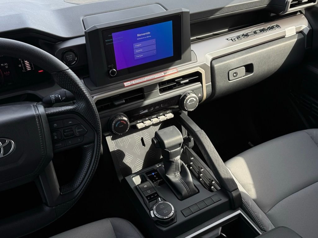 2025 Toyota Tacoma SR5 - Photo 28