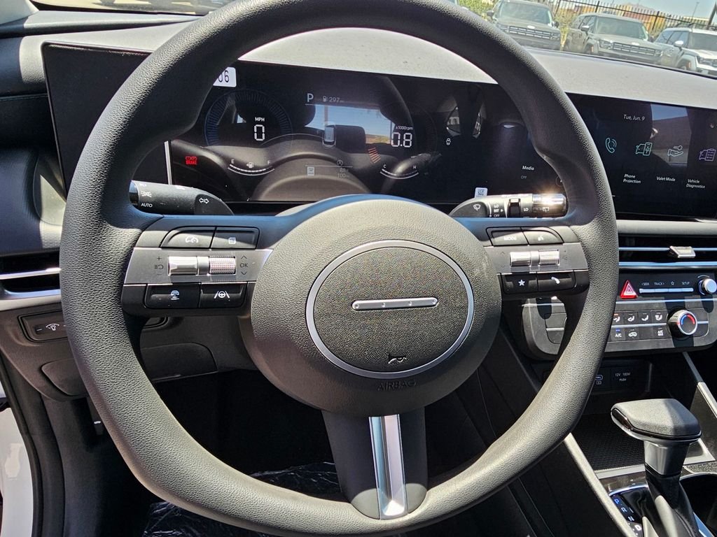 New 2026 White Hyundai SE image 28