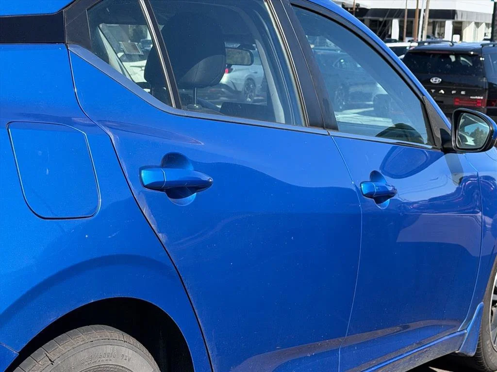 Used 2022 Blue Nissan SV image 21