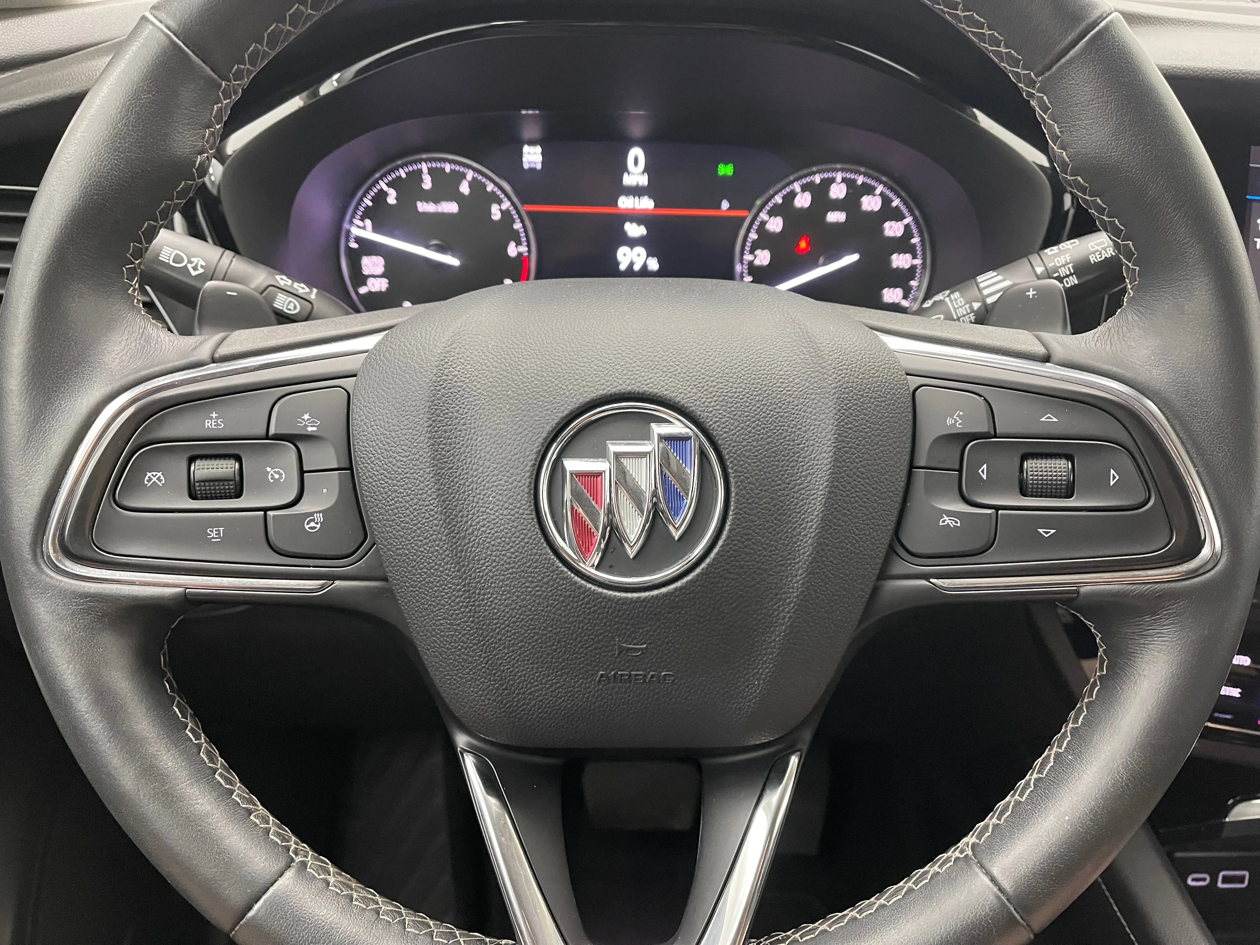 Used 2023 Summit White Buick Essence image 20
