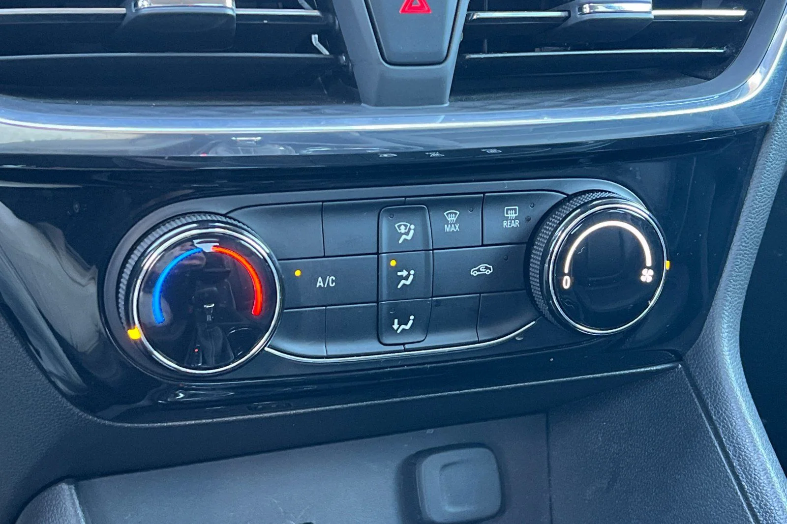 Used 2024 Red Buick Sport Touring image 20